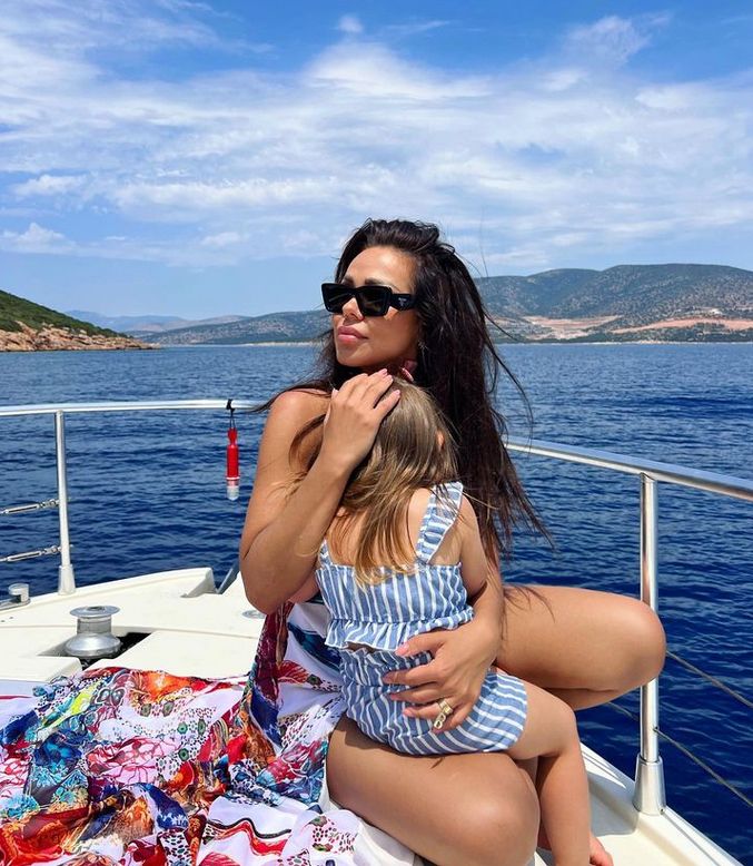 Sylwia Bomba z córką