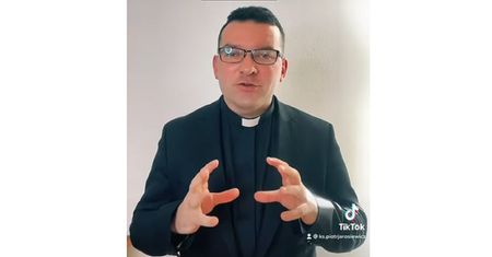 Ubierasz się tak do kościoła? Ksiądz nie ma wątpliwości