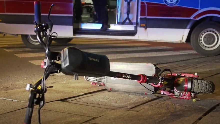 Wypadek w Jaworznie. Poszkodowany pijany użytkownik hulajnogi