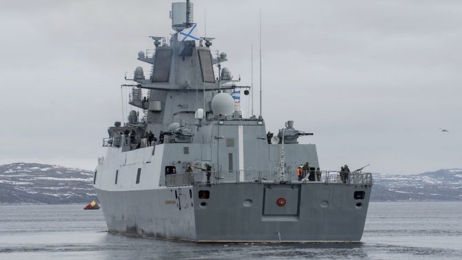 Fregata Admirał Kasatonow pojawiła się w pobliżu