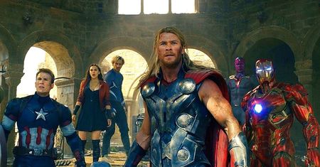 Program TV na piątek – "Avengers: Czas Ultrona", "Ścigani", "Green Lantern" [31-07-2020]