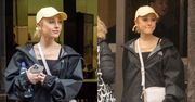 Ariana Grande BUSZUJE po sklepach w Londynie. U Prady niczego nie upolowała... (ZDJĘCIA)