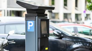 Jasło: Ruszyła budowa strefy kiss&ride przy SP nr 2