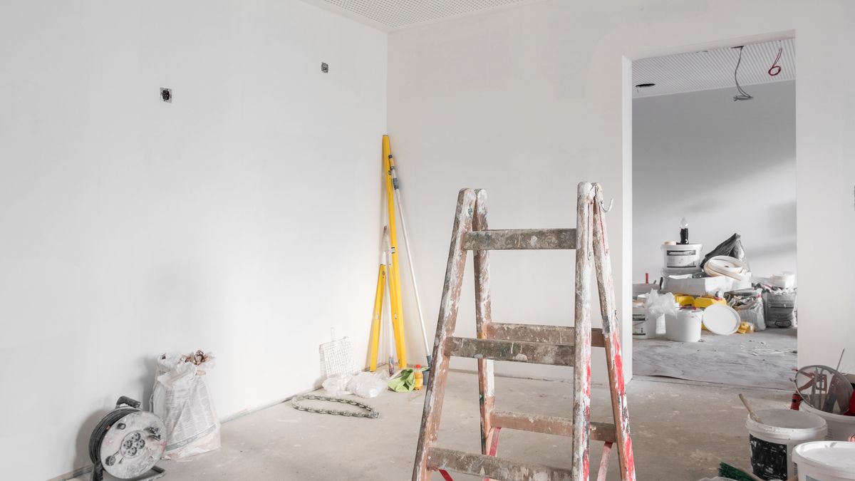 Kupowanie mieszkań do remontu i ich sprzedaż z zyskiem - rządzący widzą tu pole do spekulacji i szykują nowe daniny. 