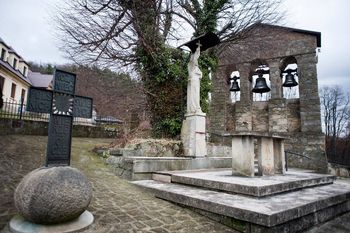 Tropie: Legenda św. Świerada nad Dunajcem