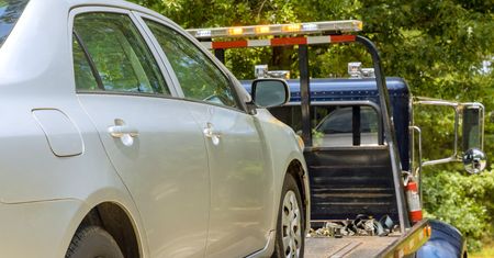 Masz od niedawna auto używane z USA lub Niemiec? Niemal pewne, że jest po wypadku