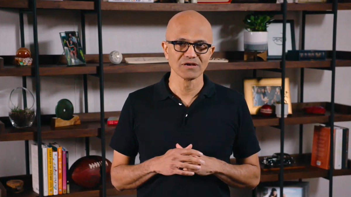 Microsoft ma plan, jak wyjść z kryzysu, zrzut ekranu z konferencji (YouTube/Microsoft)