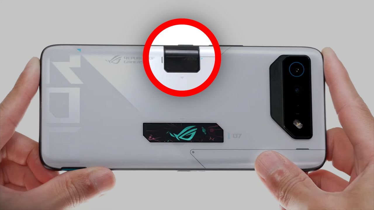 Takich bajerów w smartfonie jeszcze nie widziałeś. ASUS ROG Phone 7 oficjalnie