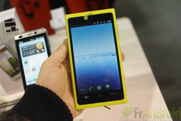 Chiński klon N9/Lumii 800. Nie z MeeGo, nie z WP7, ale z... Androidem! 3