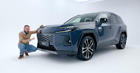 Wideo: pierwszy kontakt z Toyotą RAV4 5. generacji - teraz bardziej dla Polski
