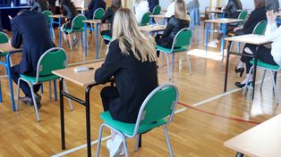 Tyle dostają za sprawdzenie matury. Podano stawki za arkusze
