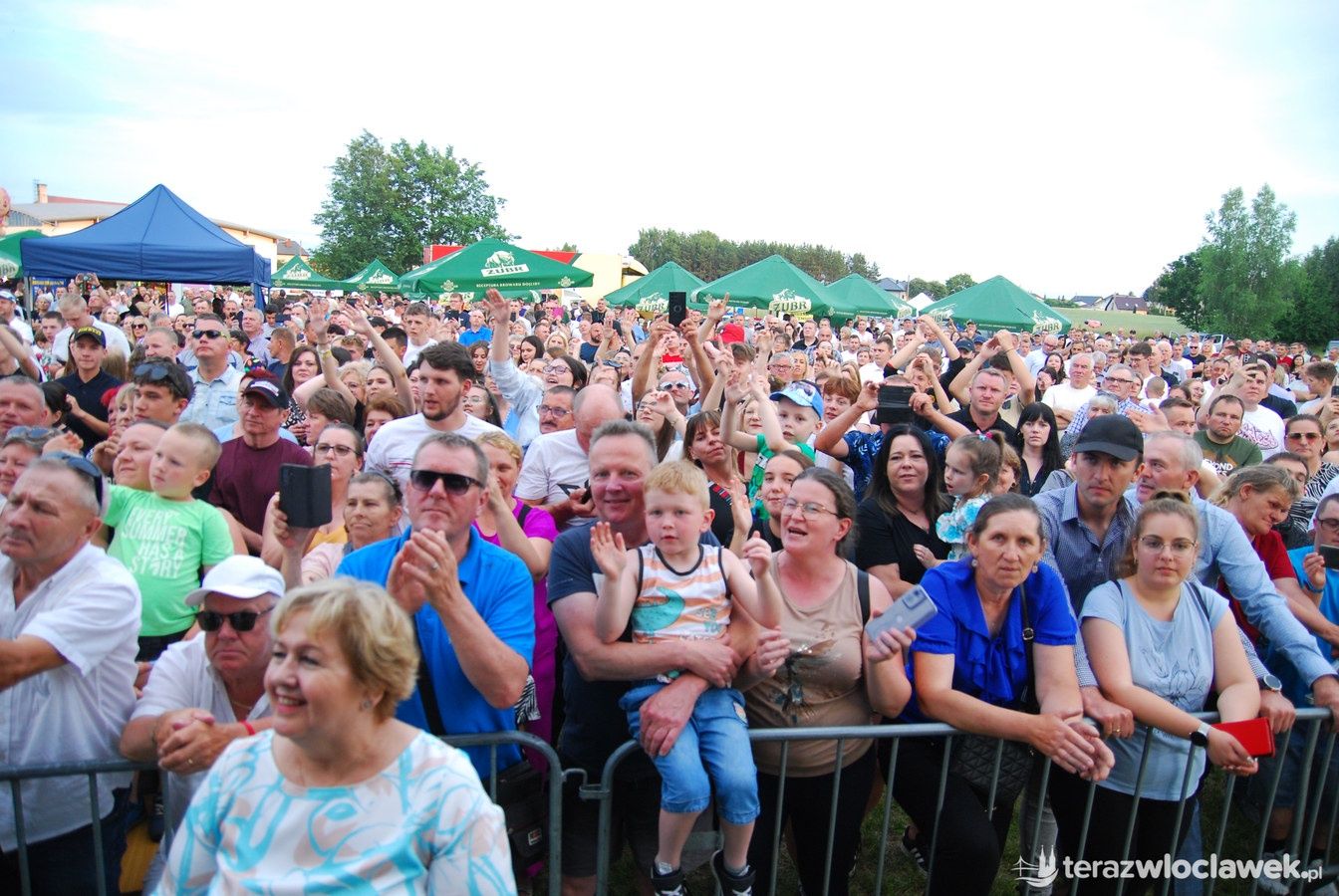 IX Powiatowo-Gminny Festiwal Zespołów Weselnych w Boniewie