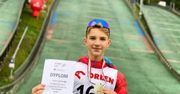 15-letni skoczek zdobył medal mistrzostw. Jego reakcja mówi wszystko