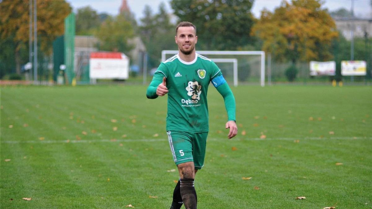 Piłkarz uratował dwójkę dzieci z pożaru 