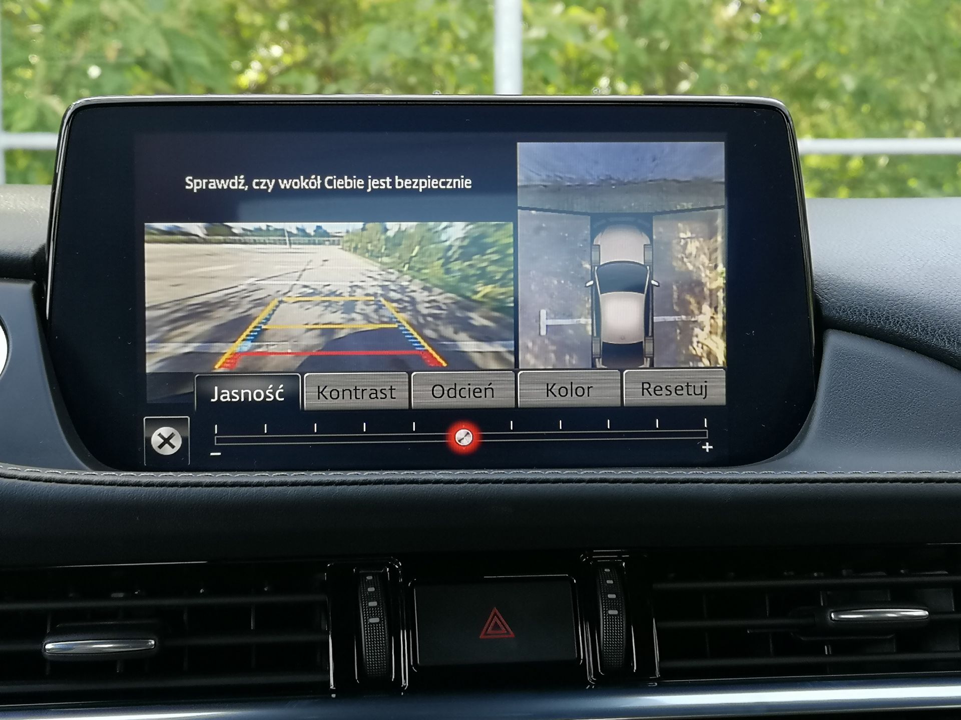 Mazda 6: Systemy bezpieczeństwa, kamera 360 stopni oraz zestaw audio BOSE 17