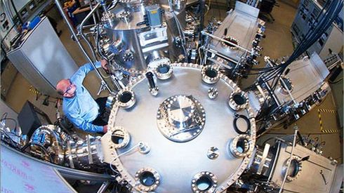 Powstał robot, który sam analizuje i udoskonala panele słoneczne 1