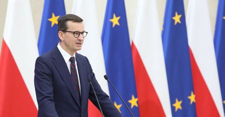 Miliardy wciąż zamrożone. Unia czeka na ruch PiS