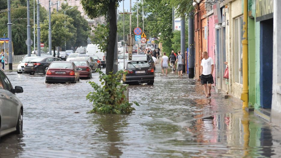 Zalane ulice w Łodzi
