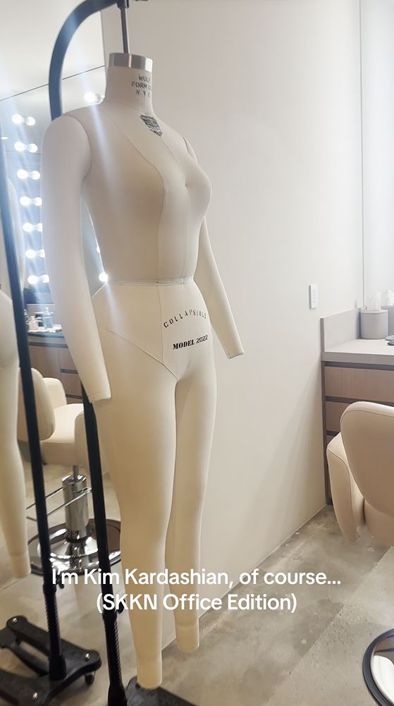 Kim Kardashian pokazała biuro 