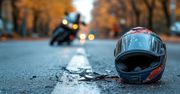 Goleniowy: Motocykl uderzył w drzewo. Kierowca i pasażerka ranni