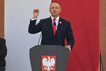 "Trzeba powiedzieć temu dość". Nawrocki domaga się zmian w konstytucji