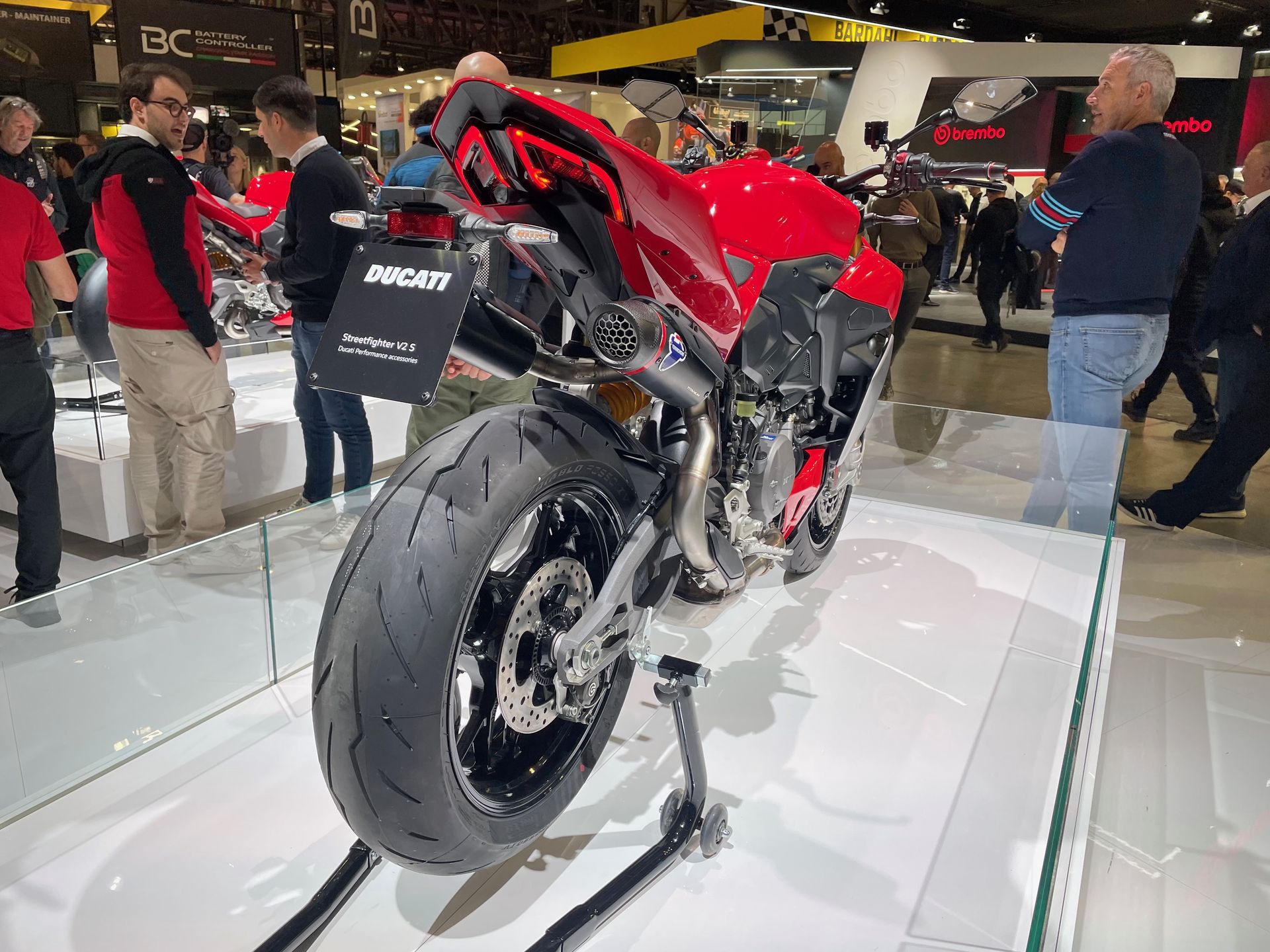 Ducati Streetfighter V2 S