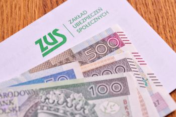 ZUS pokazał rekordzistę. Oto ile dostaje emerytury co miesiąc