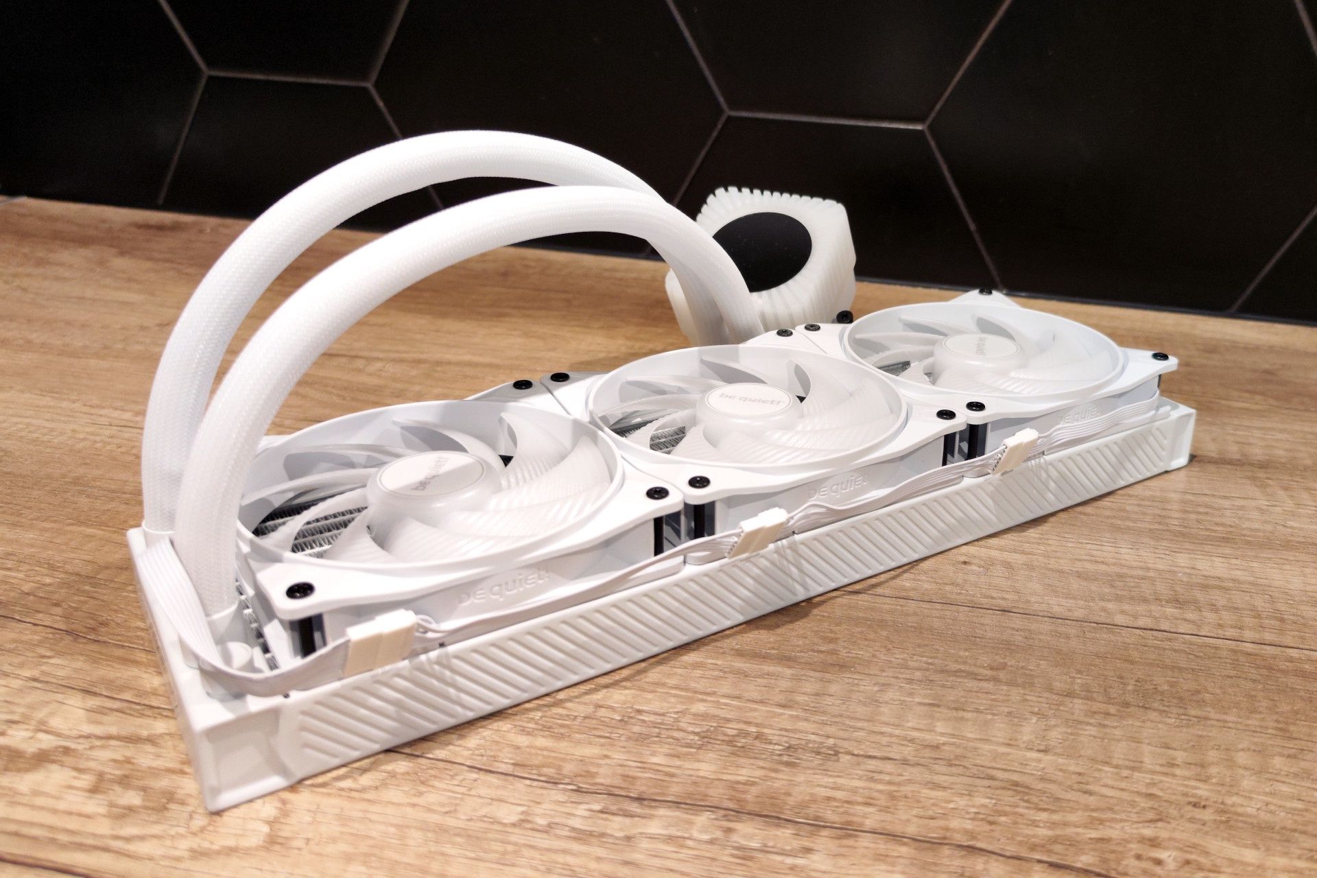 Chłodzenie be quiet! Light Loop 360 IO LCD