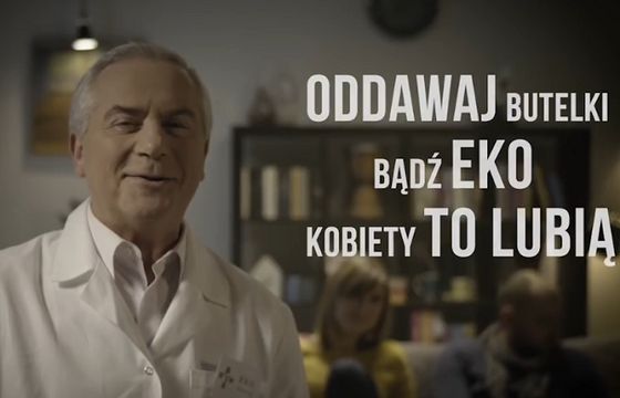 „Bądź eko - kobiety to lubią” - Kompania Piwowarska promuje butelki zwrotne (wideo)