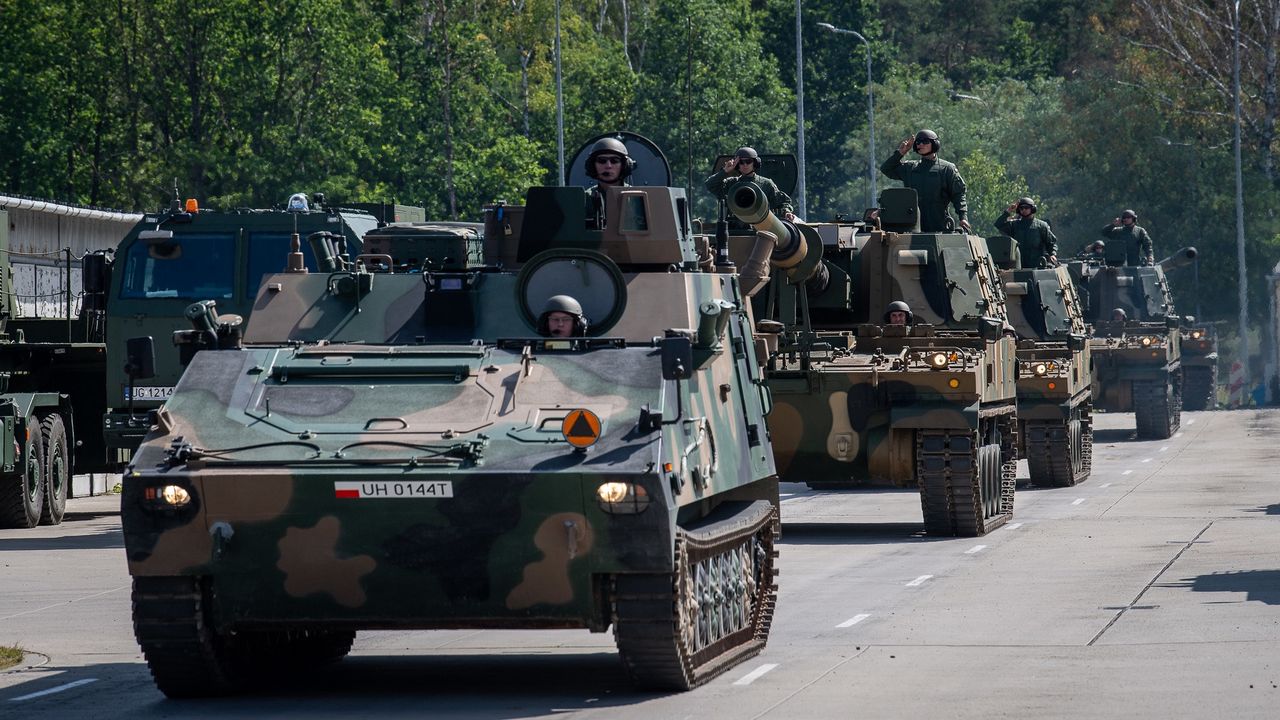 Święto Wojska Polskiego - pokaz militarnej siły naszego państwa. Ale co konkretnie?