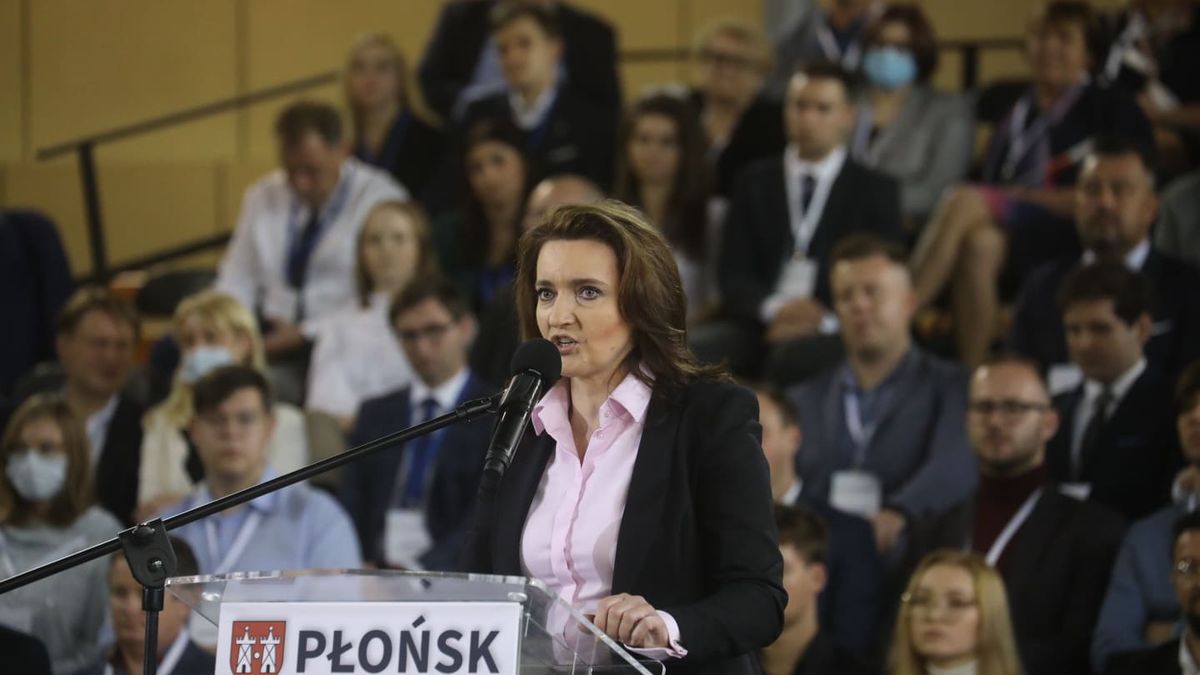 Posłanka Marzena Okła-Drewnowicz na konwencji PO. 