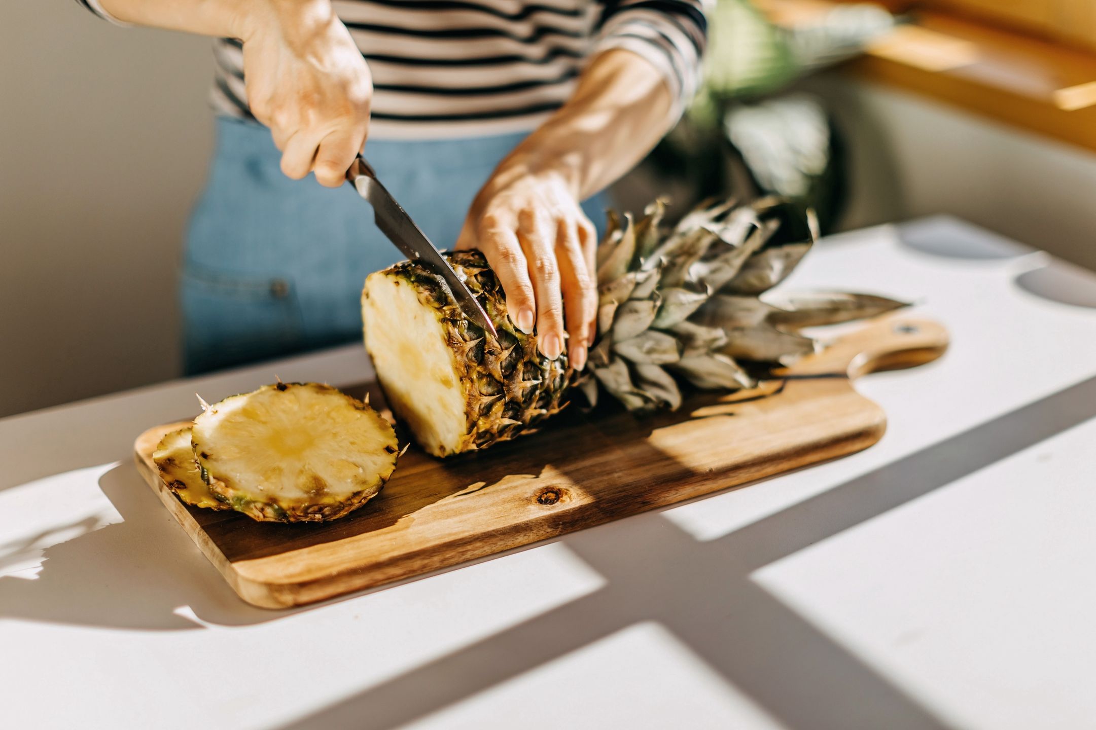 Ananas – jak wybrać dojrzały owoc?