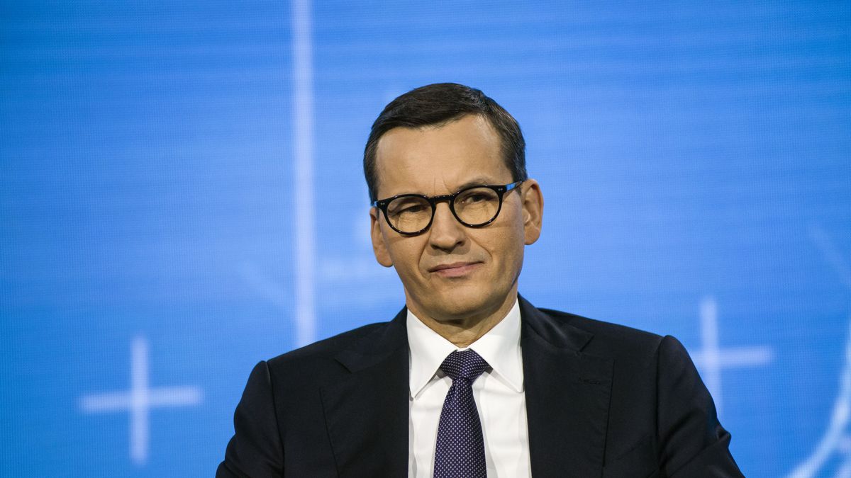 Zamrożenie cen gazu dla gospodarstw domowych w 2023 r. ma kosztować 20-40 mld zł. Na zdj. premier Mateusz Morawiecki