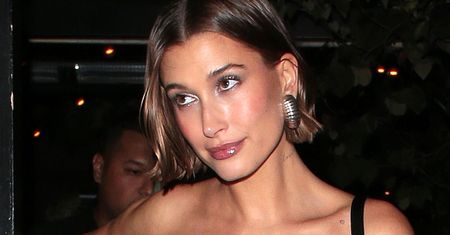 "Przyłapali" ją na ulicy. Spójrzcie, co Hailey Bieber włożyła zamiast legginsów