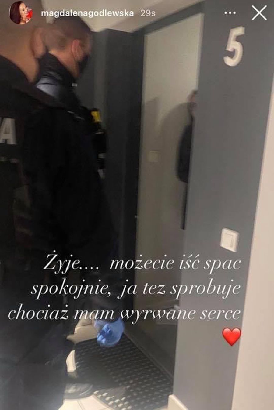 Nocna wizyta policji u Esmeraldy Godlewskiej