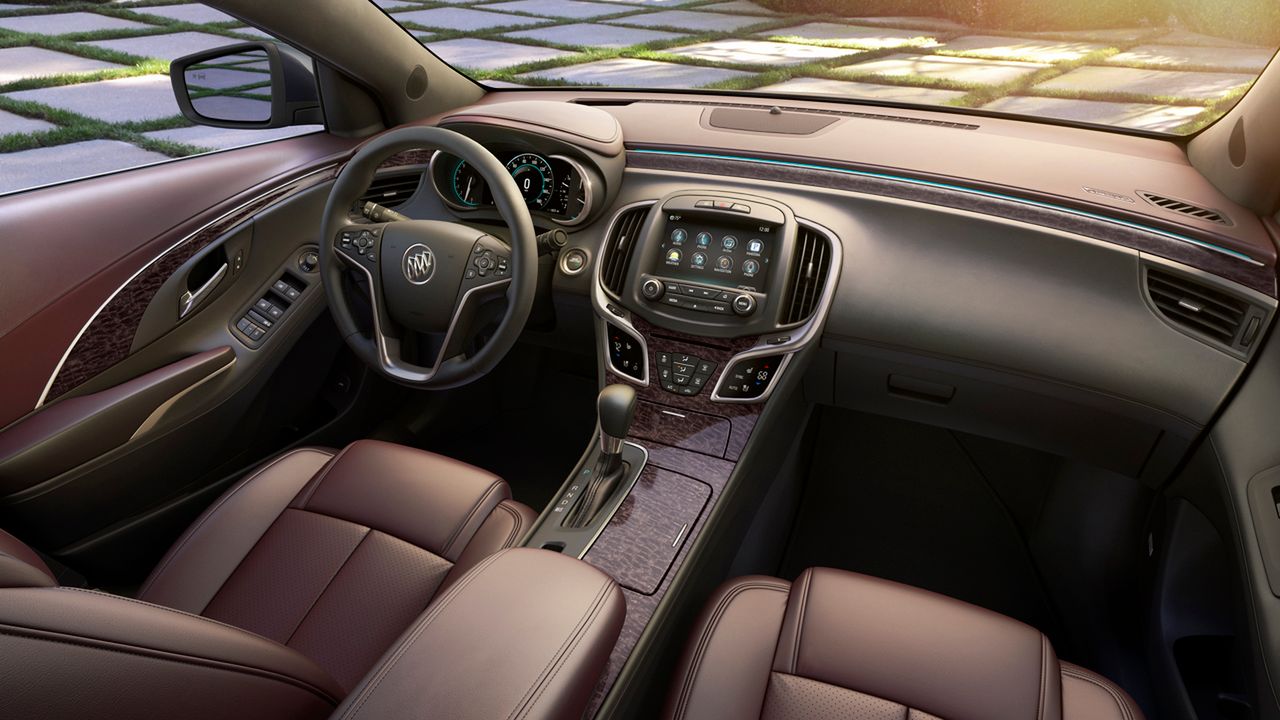 Buick LaCrosse Ultra Luxury Interior