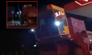 Dziki rajd kombajnem. Zniszczył scenę na dożynkach. Reakcja policji