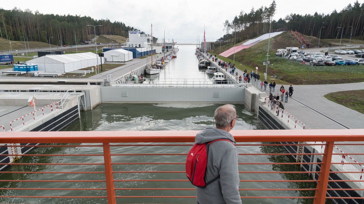 Przekop Mierzei Wiślanej został otwarty 17 września 