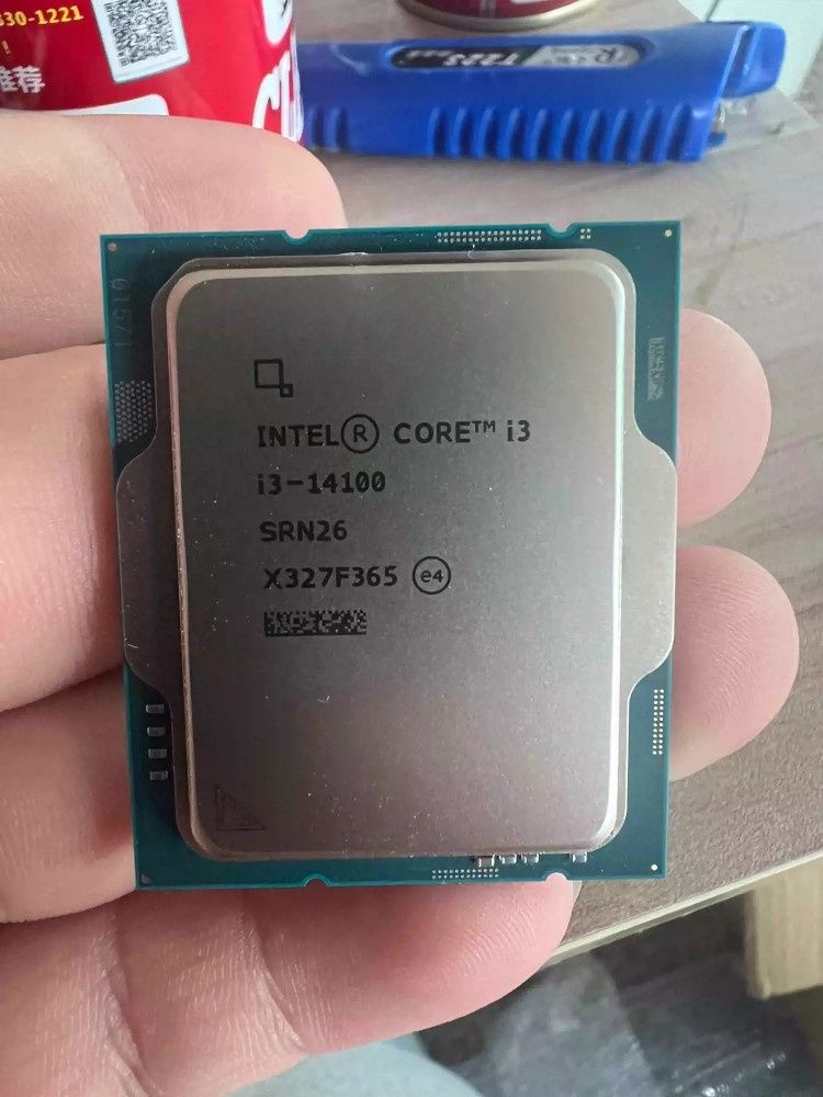 Intel Core i3-14100