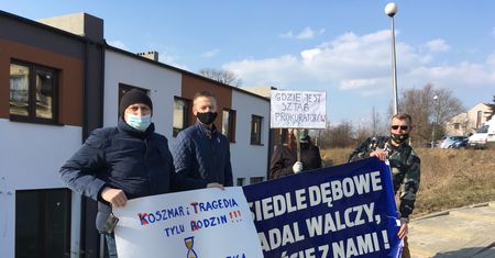 Osiedle Dębowe podnosi się z błota