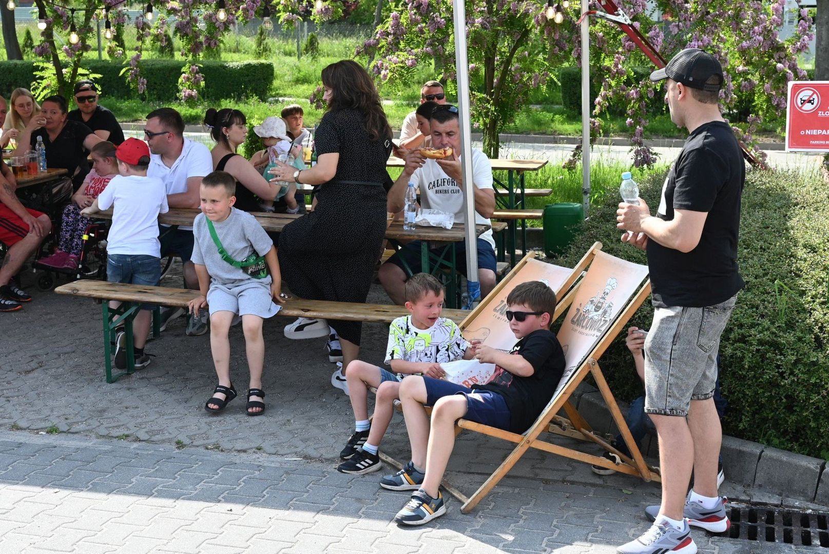 Atrakcje przed Centrum Kultury w Jędrzejowie przyciągnęły tłumy mieszkańców.