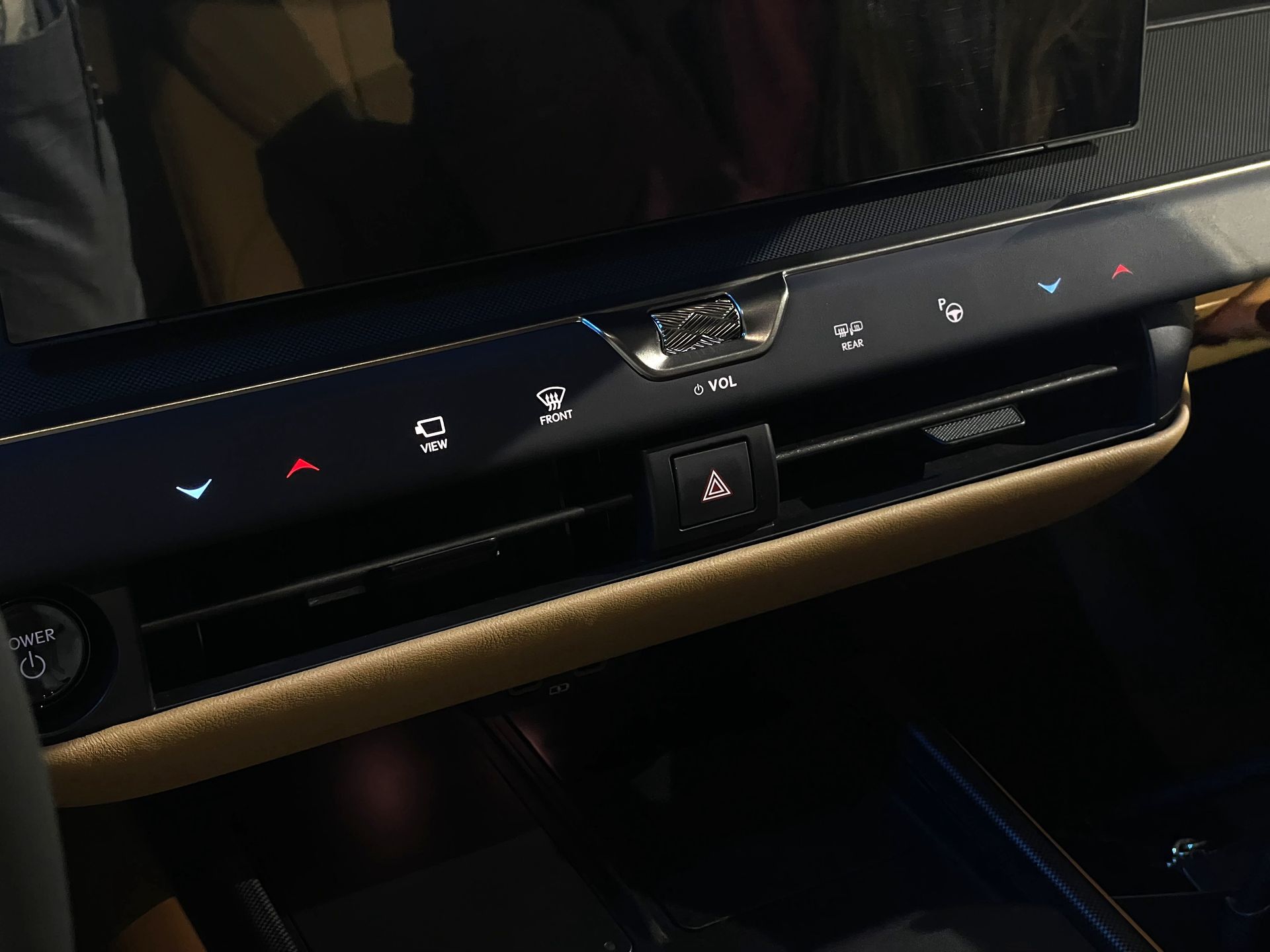 Nowy Lexus ES