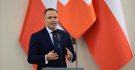 Ustawa łańcuchowa. Po wecie prezydent składa własny projekt