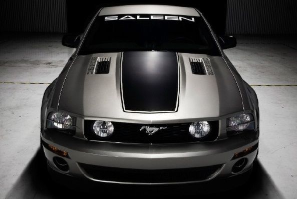 2008 Saleen S302E Sterling Edition - 620 KM i Alcantara za 99 995 dolarów