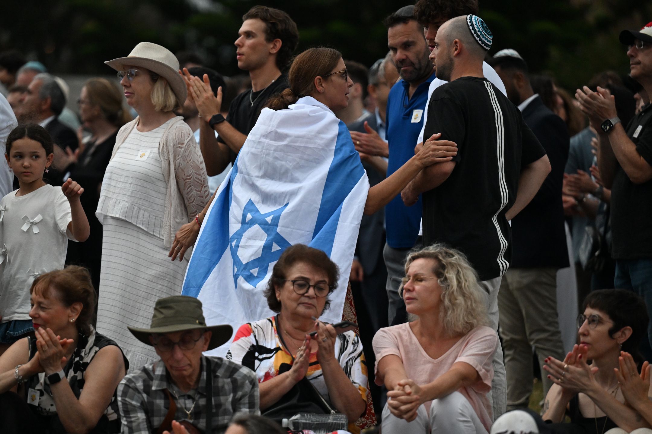 Minutą ciszy uczczono ofiary ataku terrorystycznego