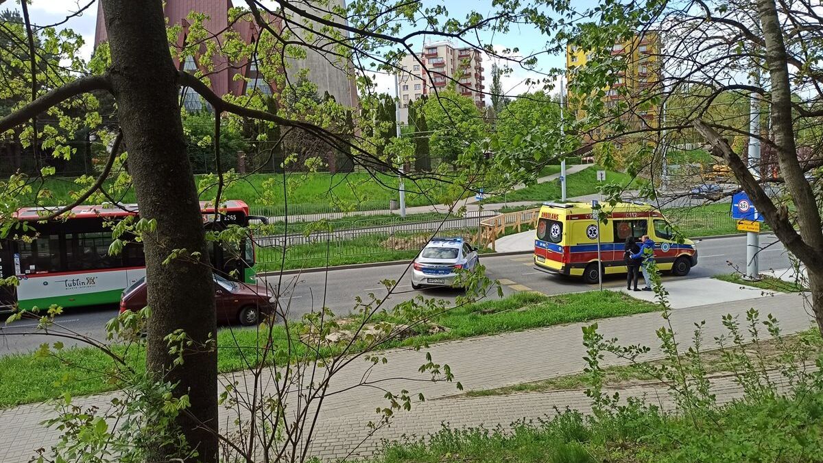 Potrącenie pieszej na tymczasowym przejściu dla pieszych na ul. Filaretów