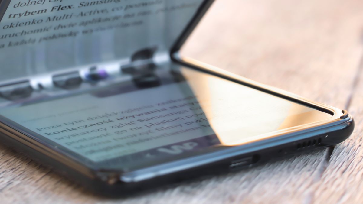 Galaxy Z Flip: test składanego smartfonu Samsunga 1