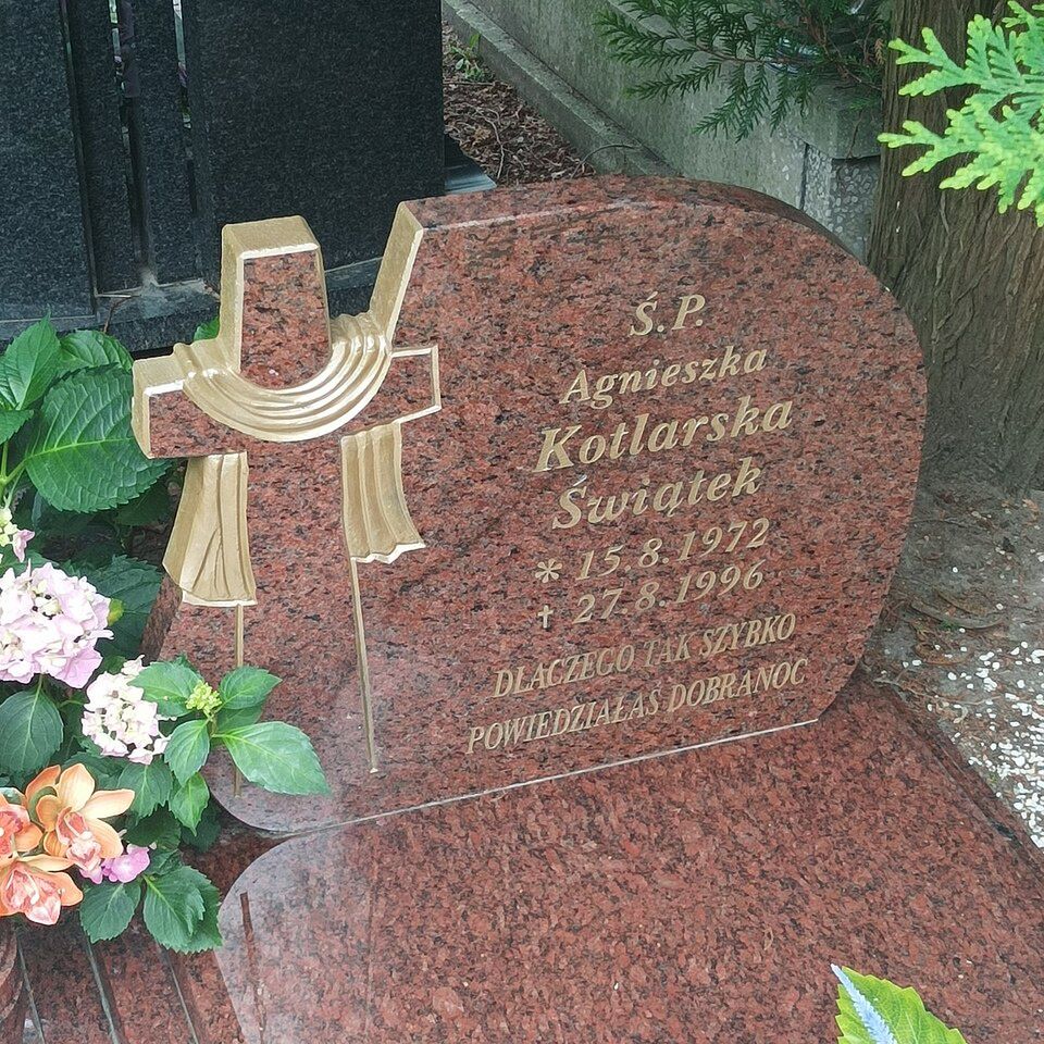 Grób Agnieszki Kotlarskiej
