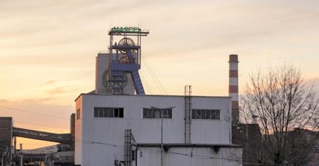 Wstrząs w kopalni Marcel. Trwa ewakuacja górników