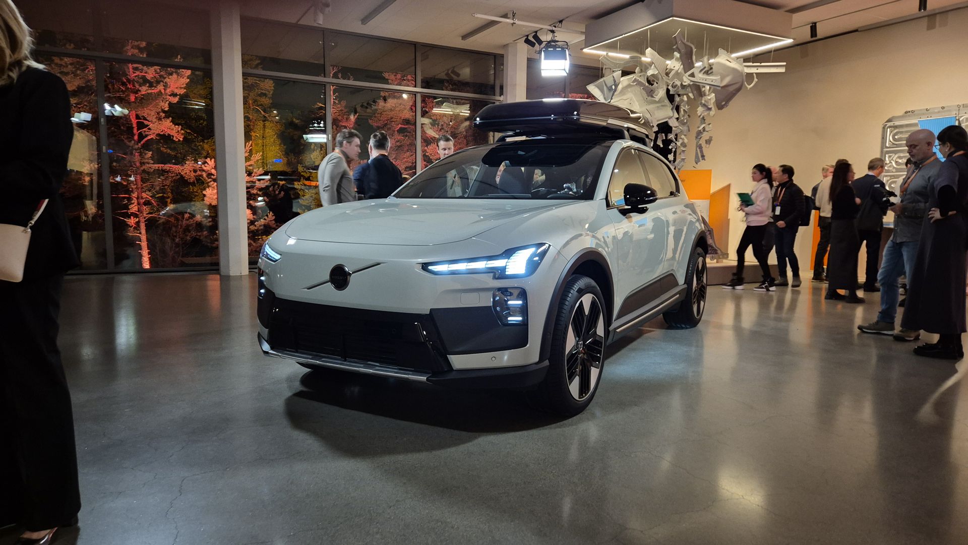 Skrócą wakacje załodze, bo tak duży jest popyt na nowe Volvo